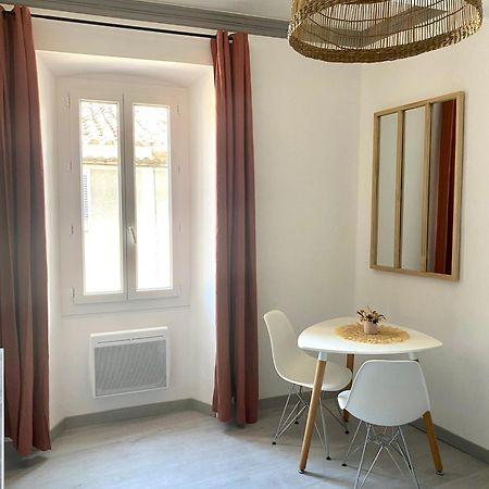 Le Studio En Provence Saint Didier  Εξωτερικό φωτογραφία