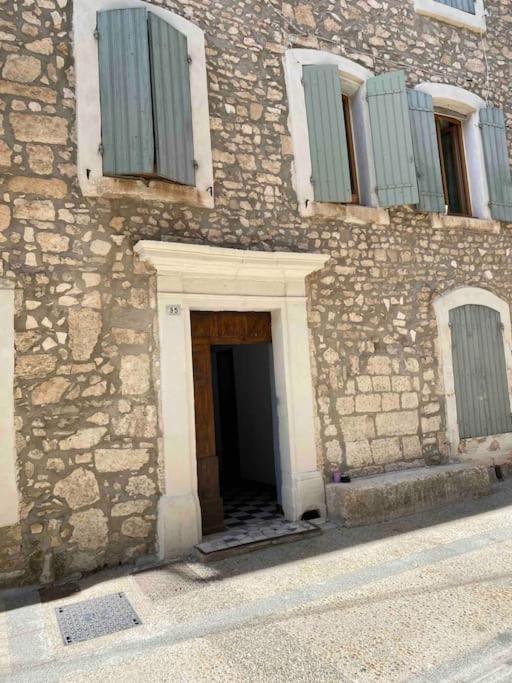 Le Studio En Provence Saint Didier  Εξωτερικό φωτογραφία