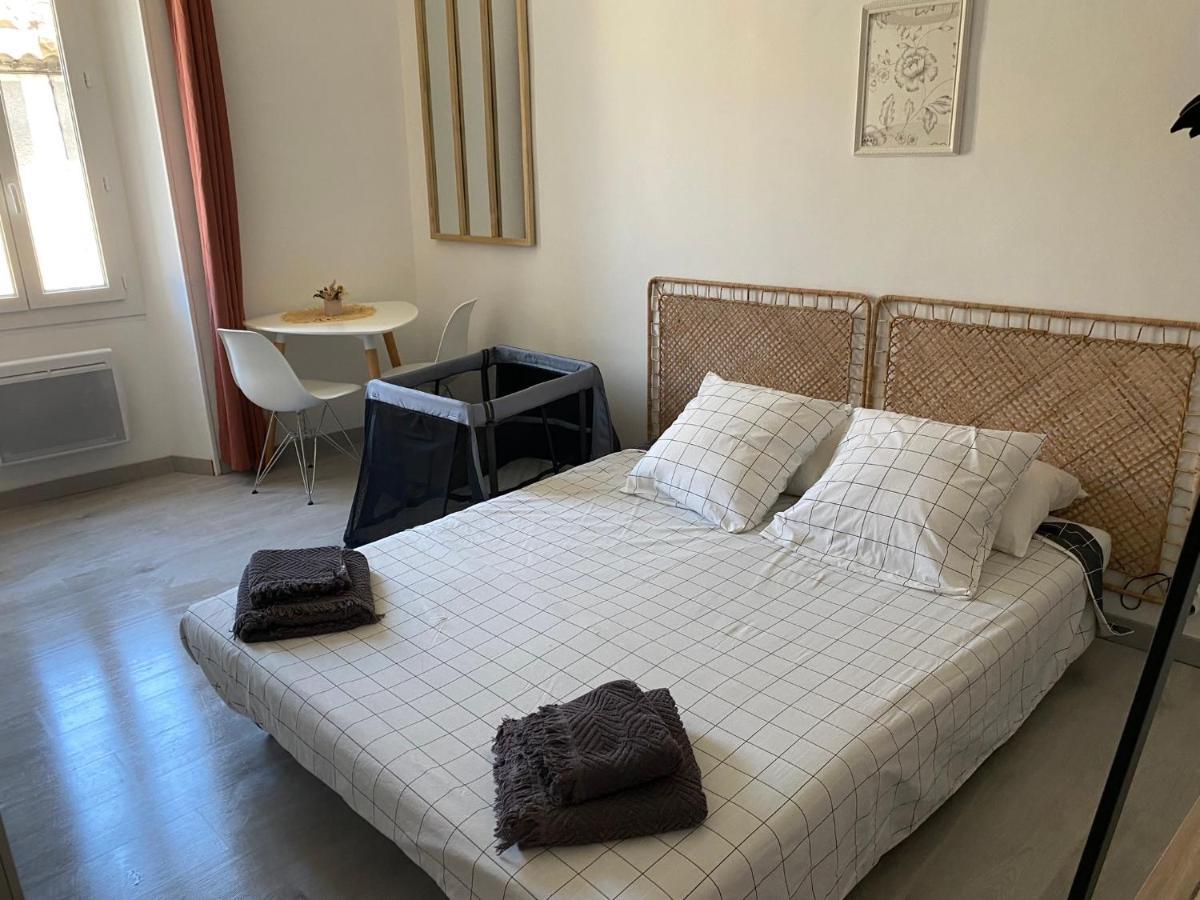 Le Studio En Provence Saint Didier  Εξωτερικό φωτογραφία