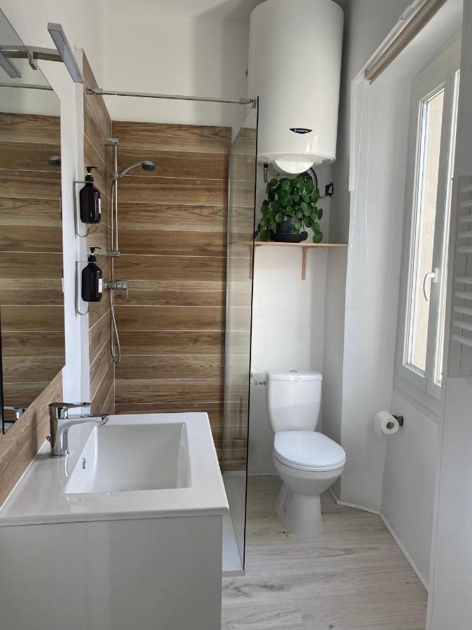 Le Studio En Provence Saint Didier  Εξωτερικό φωτογραφία